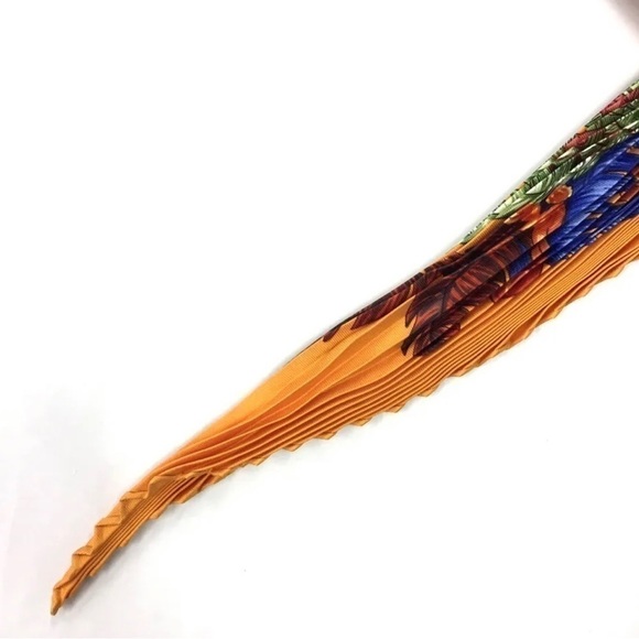 HERMES chapeau Carre 90 Multicolor Silk - Picture 4 of 17